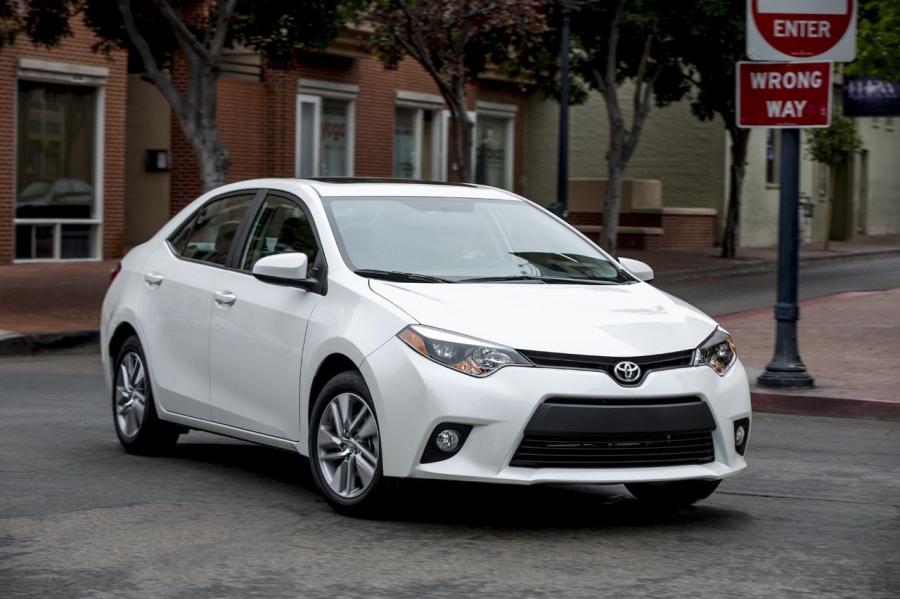  Toyota Corolla 2014 года  (фото 127 из 212)